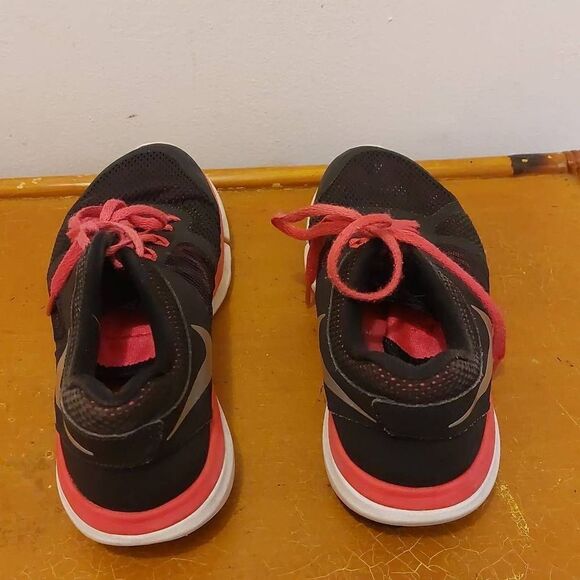 WOMEN NIKE FLEX 2014 Running Sneakers Size 8 - Picture 3 of 6